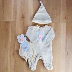 Tahari Baby, Butter Yellow Baby Onesie Set with Hat and Toy